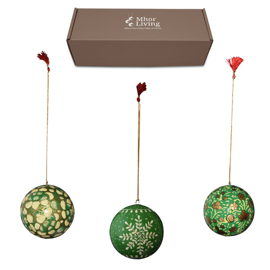 Hand Painted Papier Mache Christmas Baubles – Set of 3 Handmade Christmas Decorations, Eco-Friendly Presentation Box, Traditional Xmas Tree Decorations (Green)
